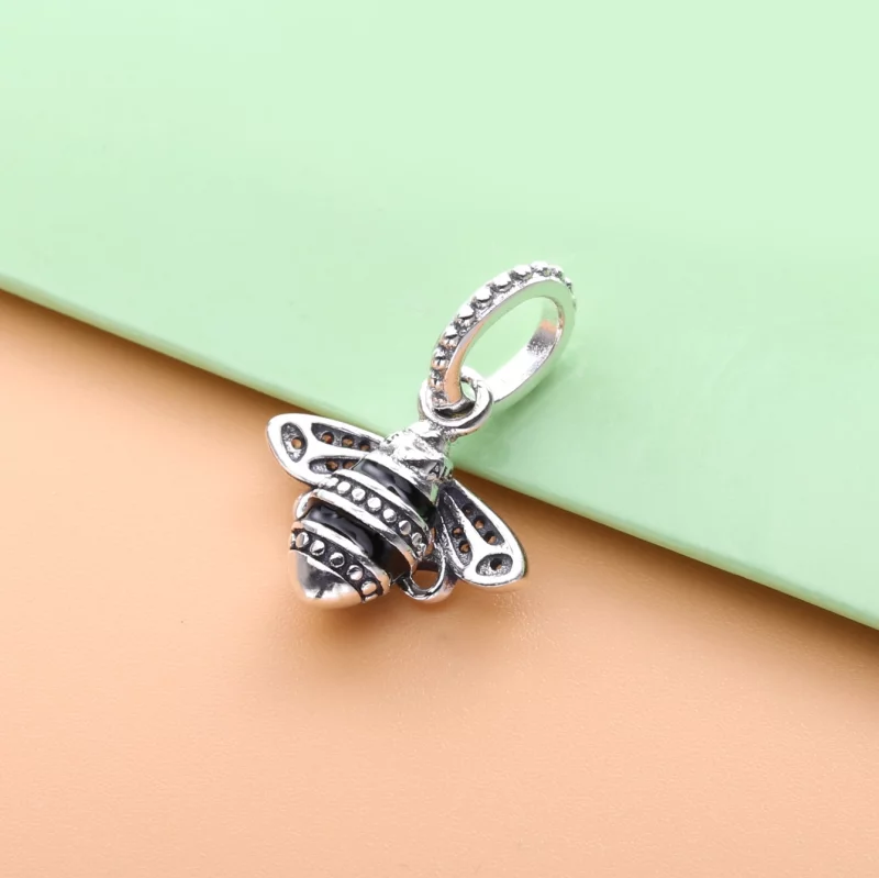 (תמונה ל-) פנדורה תליון Sparkling Queen Bee - 398840C01 - הצג 4
