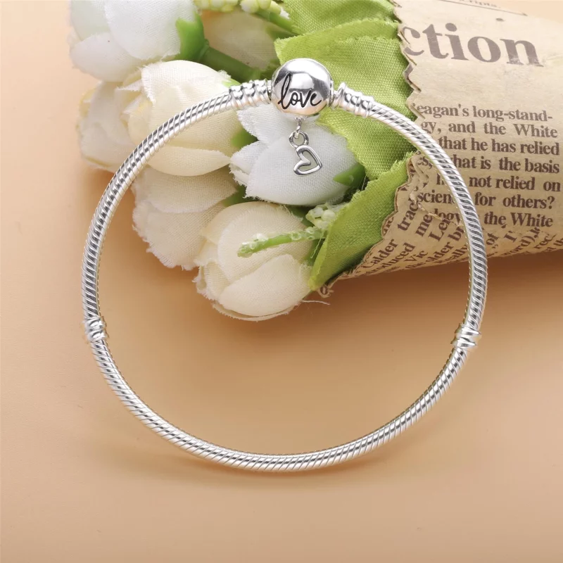 (תמונה ל-) Pandora Moments צמיד שרשרת נחש עם אבזם לב Freehand - 598698C00 - הצג 4