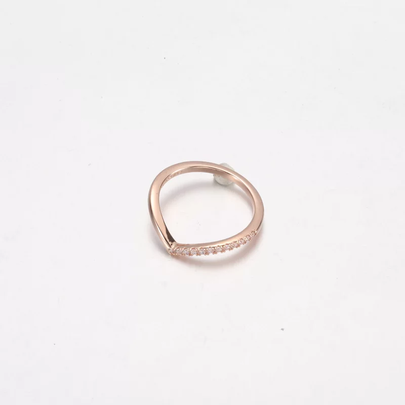 (תמונה ל-) טבעת פנדורה Timeless Wish Half Sparkling - 182394C01 - הצג 6
