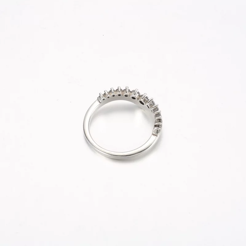 (תמונה ל-) Pandora Timeless Wish Floating Pavé טבעת - 192320C01 - הצג 4