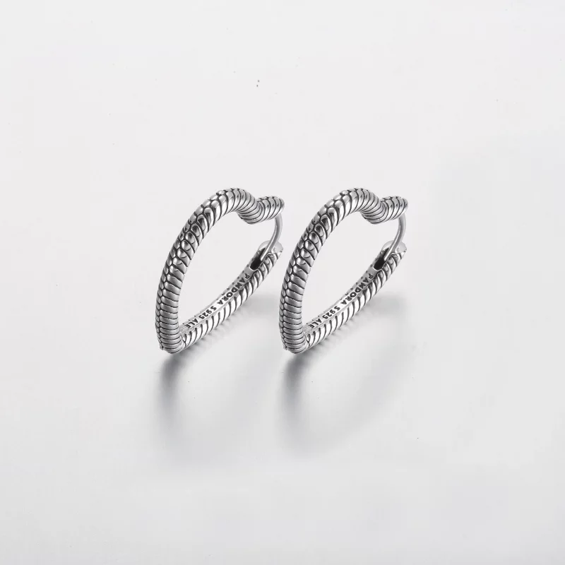 (תמונה ל-) Pandora Moments Heart Charm Hoop עגילי - 292236C00 - הצג 2