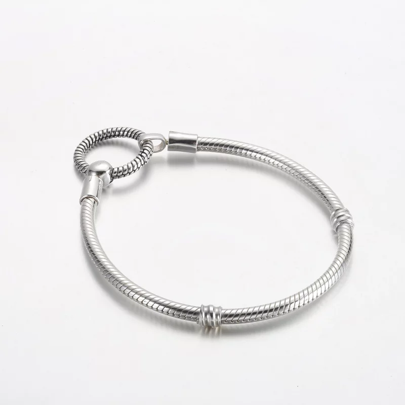 (תמונה ל-) צמיד שרשרת נחש Pandora Moments O Closure - 592242C00 - הצג 2