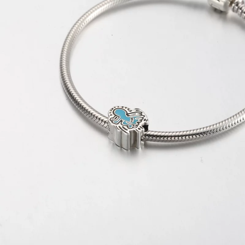 (תמונה ל-) פנדורה x קית' הרינג™ צ'ארמ מלאך זוהר - 792219C01 - הצג 5