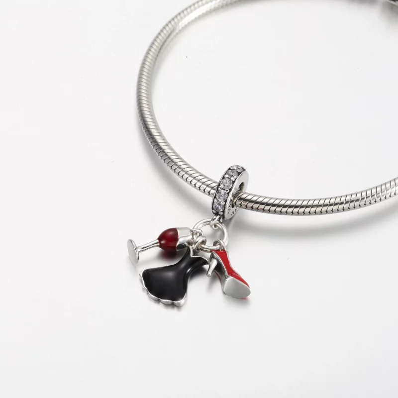 (תמונה ל-) PANDORA זכוכית יין תליון שמלה שחורה קטנה לנעלי עקב - PD-3785 - הצג 3
