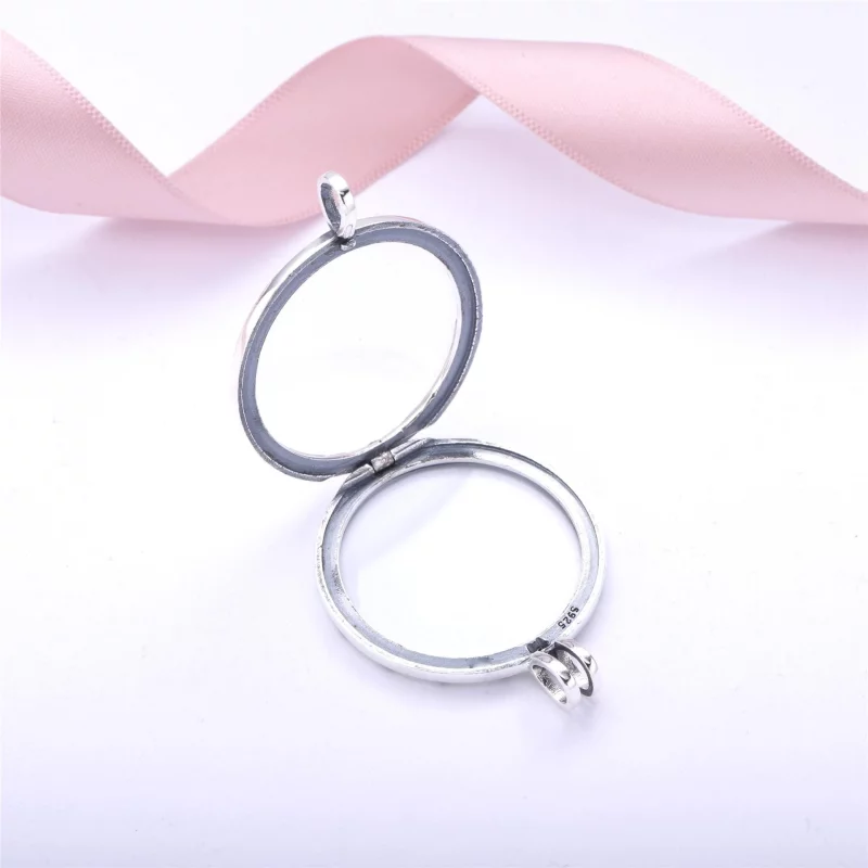 (תמונה ל-) שרשרת כסף לוקט גדול (תליון נפתח) PANDORA עם פטיט אלמנט - הצג 4