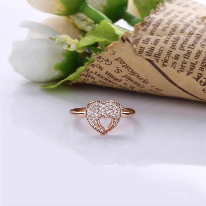 (תמונה ל-) טבעת PANDORA רוז מנצנץ הלב הפאזל מסגרת - 186550CZ - הצג 2