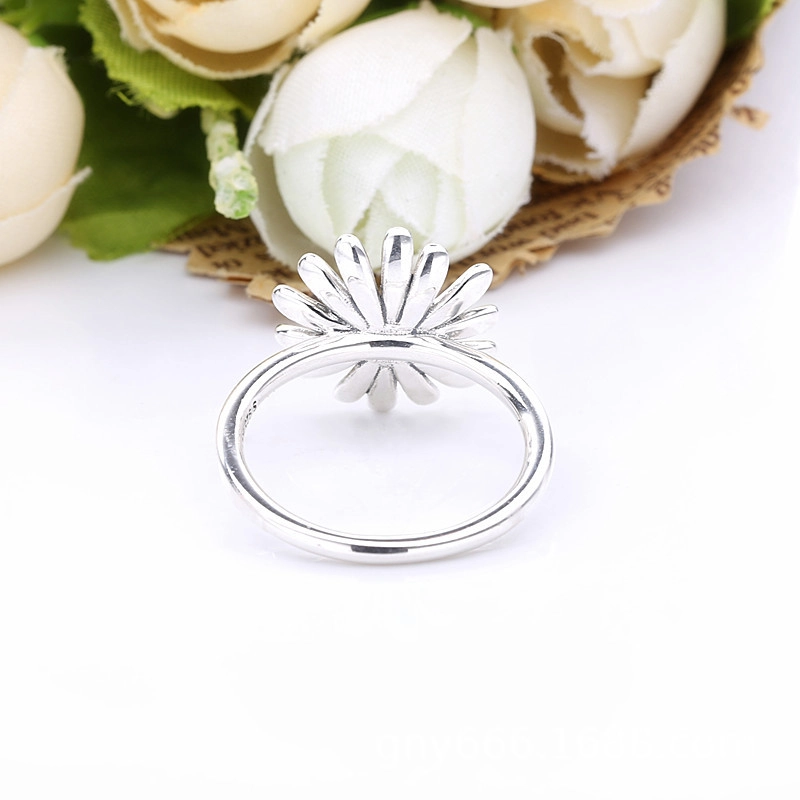 (תמונה ל-) פנדורה טבעת Pavé Daisy Flower - 198817C01 - הצג 5
