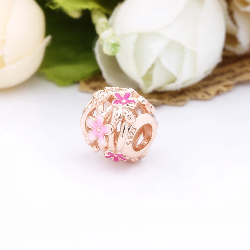 (תמונה ל-) פנדורה צ'ארמ Openwork Pink Daisy Flower - 788772C01 - הצג 2