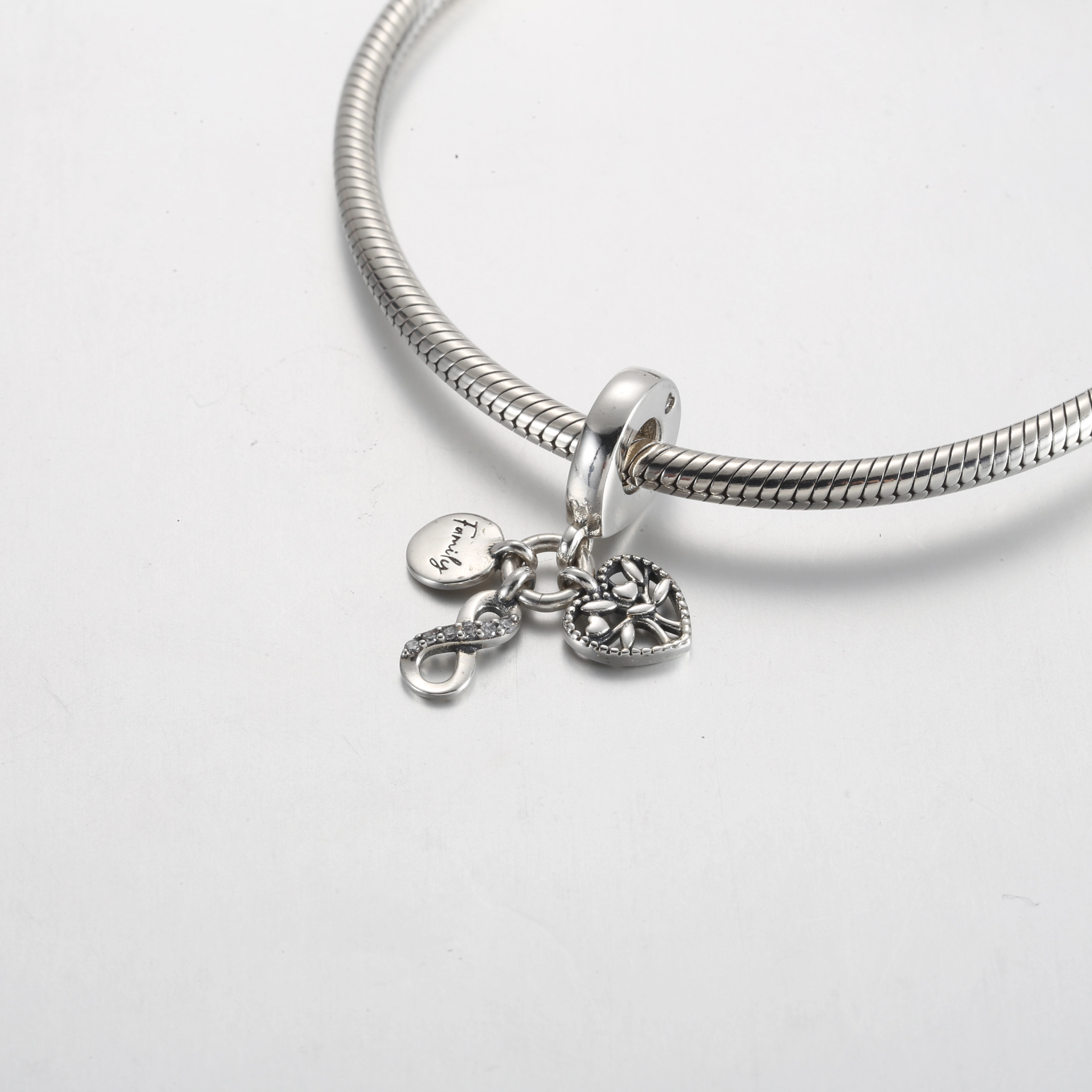 Family Infinity Triple Dangle Charm - 792201C01 [792201C01] - ₪143.40 ...